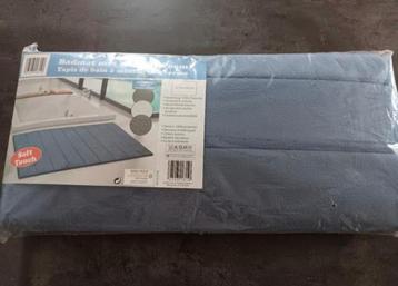 ♦️Nieuwe zachte bad/douche mat♦️ beschikbaar voor biedingen