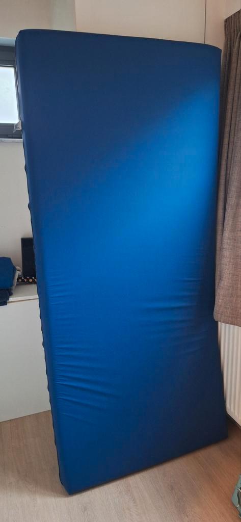 Zeer degelijke matras 1 persoon, Huis en Inrichting, Slaapkamer | Matrassen en Bedbodems, Matras, Ophalen