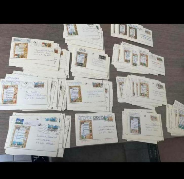 Lot van 12 Gele briefkaarten getijdenboek 1997, Postzegels en Munten, Brieven en Enveloppen | België, Briefkaart, Ophalen of Verzenden