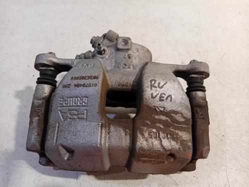 REMKLAUW RECHTS VOOR Peugeot 208 II (UB / UH / UP), Auto-onderdelen, Remmen en Aandrijving, Peugeot, Gebruikt