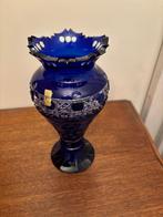 Christal vaas blauw, Enlèvement