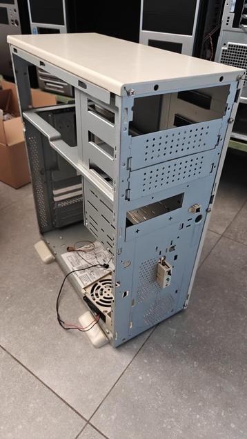 Yeong Yang ATX case: Interesse?(project) beschikbaar voor biedingen