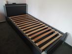 Modern stijlvol eenpersoonsbed (nog 1 stuk beschikbaar), Ophalen, 90 cm, Eenpersoons, Zo goed als nieuw