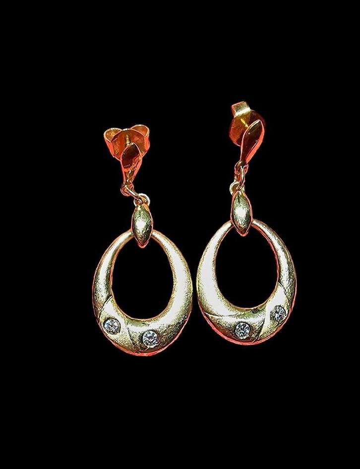 18 KARAATS GOUDEN OORBELLEN + BRILJANTEN, Handtassen en Accessoires, Oorbellen, Nieuw, Hangers, Goud, Goud, Met edelsteen, Ophalen of Verzenden