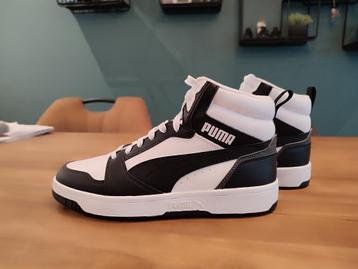 Puma - Rebound V6 Mid Jr Sneaker - Maat 39 beschikbaar voor biedingen