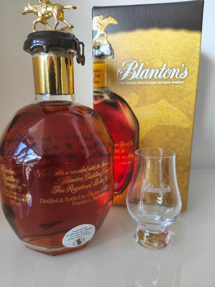 Blanton's Gold, par LMDW, bouteille 21, baril 46, bouchon N, Collections, Vins, Neuf, Autres types, Amérique du Nord, Enlèvement ou Envoi