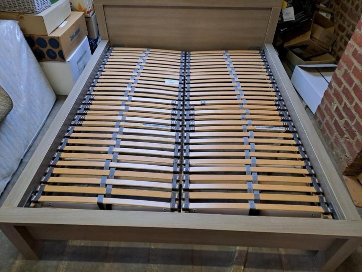 tweepersoonsbed met lattenbodems, Huis en Inrichting, Slaapkamer | Bedden, Gebruikt, Tweepersoons, 160 cm, 200 cm, Hout, Grijs