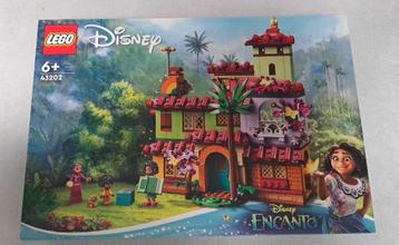 Lego 43202 Disney The Madrigal House beschikbaar voor biedingen