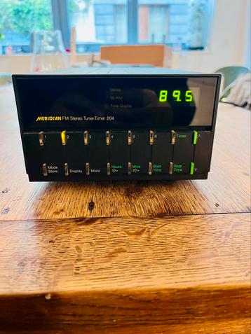 MERIDIAN TUNER 204 beschikbaar voor biedingen