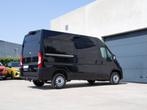 Opel Movano L2H2|2.2 MT6 140PK|CAMERA|NAVI|NIEUW|STOCK, Auto's, Opel, Monovolume, Zwart, Movano, Xenon verlichting