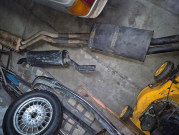Bmw 325i e30 uitlaatdemper  beschikbaar voor biedingen