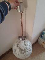 Hanglamp, glazen bol, compleet - jaren '70., Antiek en Kunst, Ophalen