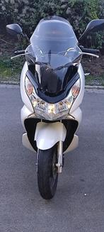 Honda pcx 125 cc, Motos, Scooter, Particulier, 2 cylindres, 125 cm³