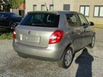 Skoda fabia 1.2 benzine met slechts 83000km, Auto's, Voorwielaandrijving, Euro 5, Stof, Zwart