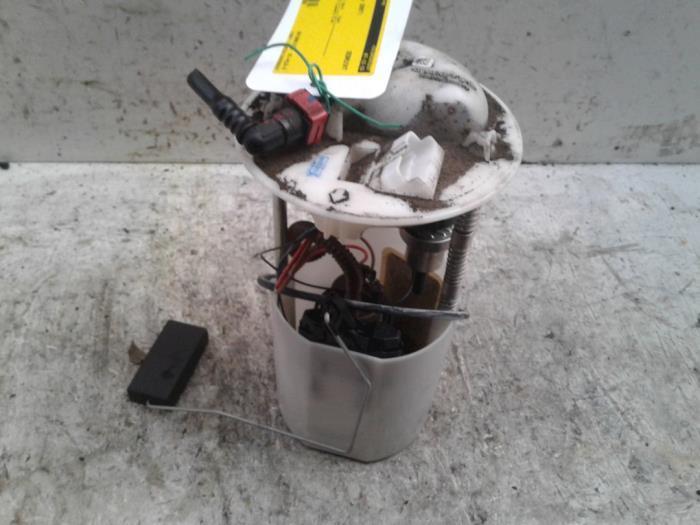 Benzinepomp van een Suzuki Swift, Auto-onderdelen, Brandstofsystemen, Suzuki, Gebruikt, 3 maanden garantie, Ophalen of Verzenden