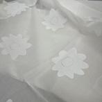 3 rideaux blancs fleuris en coton 145 / 300 cm nouveaux, Maison & Meubles, Ameublement | Rideaux & Stores à lamelles, 100 à 150 cm