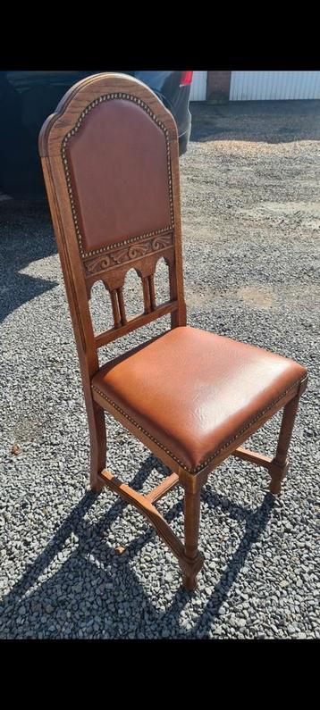 6 antieke stoelen, goede staat beschikbaar voor biedingen