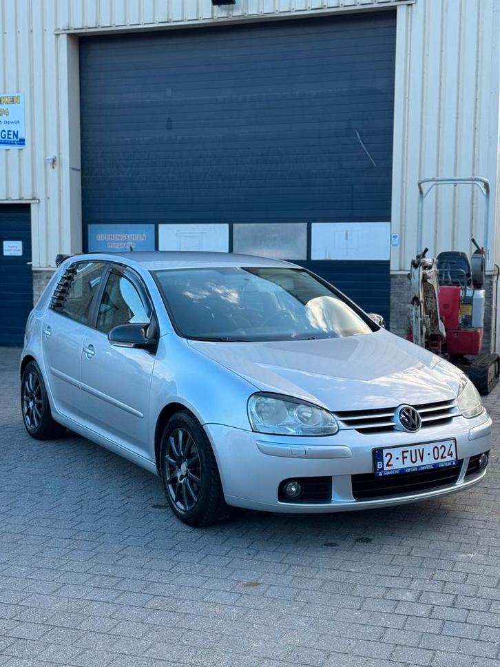 Volkswagen Golf V 2.0fsi automaat, Auto's, Volkswagen, Particulier, Golf, Airbags, Airconditioning, Alarm, Apple Carplay, Bluetooth