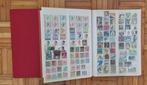 Postzegels van over heel de wereld, 1,5 boek, Postzegels en Munten, Postzegels | Volle albums en Verzamelingen, Ophalen of Verzenden