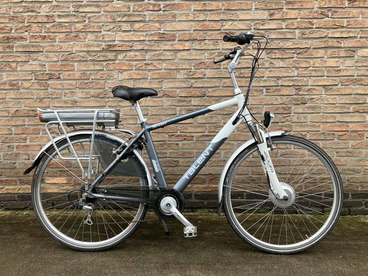 Talent elektrische herenfiets zo goed als nieuw, Fietsen en Brommers, Elektrische fietsen, Ophalen