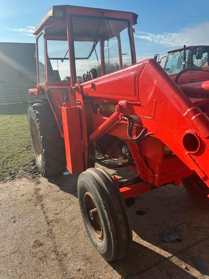 Renault 462 met frontlader/ voorlader, Zakelijke goederen, Landbouw | Tractoren, 250 tot 500 cm, Renault, tot 80 Pk, Gebruikt