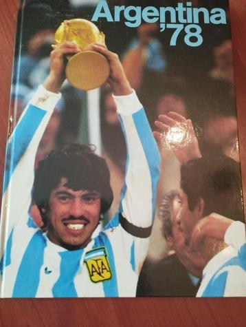 voetbalboek WK 1978 Argentinië beschikbaar voor biedingen
