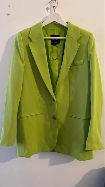 Neon blazer zara maat xs beschikbaar voor biedingen