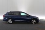 (2ARE012) VOLKSWAGEN GOLF VARIANT VIII, Auto's, Euro 6, Blauw, Alcantara, 5 deurs