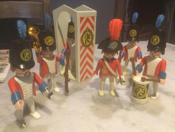 Playmobil vintage soldats avec guérîte  beschikbaar voor biedingen