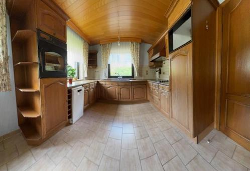 Complete ILWA keuken in massief eik en met laminaat karkas, Huis en Inrichting, Keuken | Complete keukens, Zo goed als nieuw, U-keuken