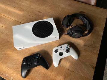 Xbox Series S - 500GB - 2 Controllers - Headset Steelseries beschikbaar voor biedingen