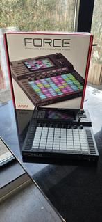 Akai Force als nieuw in doos + accessoires, Musique & Instruments, Enlèvement ou Envoi, Comme neuf