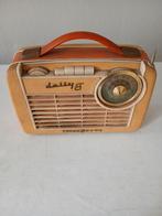 Dolly 8 van Loewe Opta 1ste draagbare radio in Belgie.Defect, Ophalen, Radio