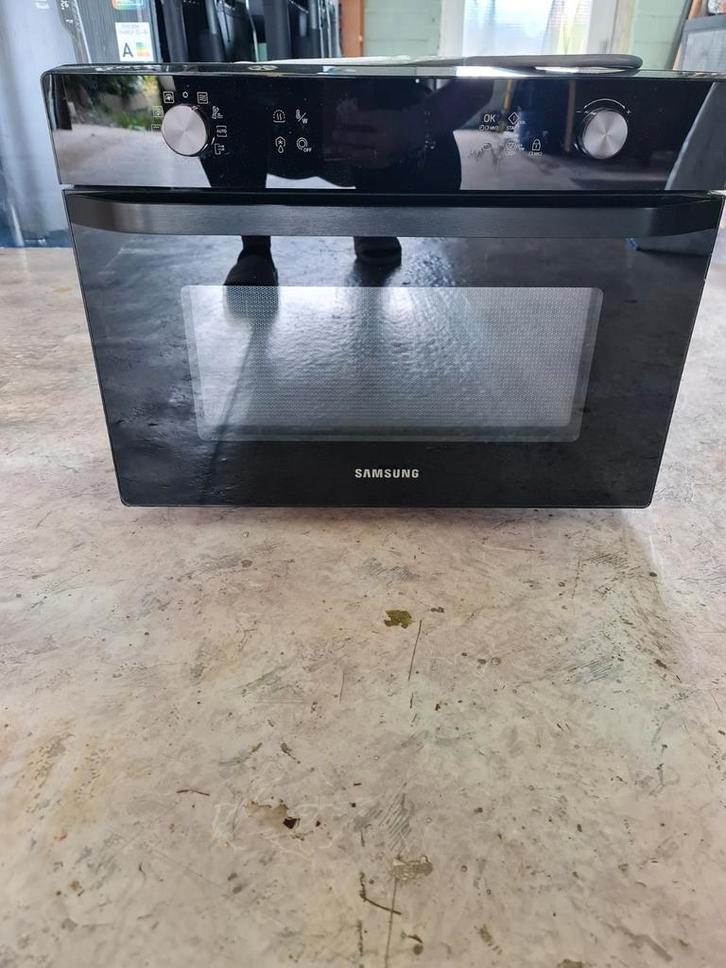 Samsung multi microgolfoven, Elektronische apparatuur, Microgolfovens, Zo goed als nieuw, Vrijstaand, Microgolfoven, Crisp, Grill