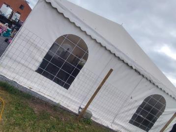 Stevige tent (lees beschrijving) beschikbaar voor biedingen