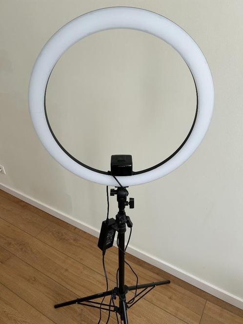 Ring Light Neewer met statief - Onberispelijke staat, Audio, Tv en Foto, Fotografie | Fotostudio en Toebehoren, Zo goed als nieuw
