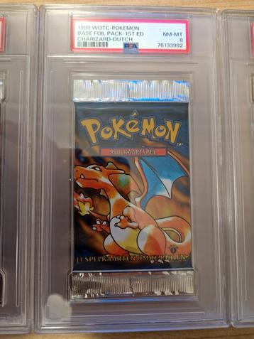 Charizard Base Set Booster Pack PSA 8 1st edition Dutch NL disponible aux enchères