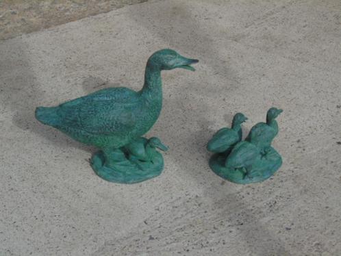 eendenbeeld in groen gepatineerd brons, waterstraal..., Tuin en Terras, Waterpartijen en Fonteinen, Nieuw, Fontein, Overige materialen
