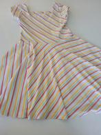 Witte gestreepte zwier jurk
Maat: 128
Merk: Lily Balou, Enlèvement ou Envoi