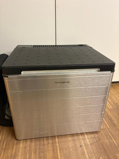 Dometic ACX35 geluidsarme reiskoelkast 33l combi cool, Elektronische apparatuur, Koelkasten en IJskasten, Gebruikt, Zonder vriesvak