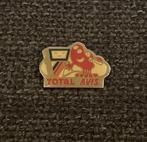 PIN - TOTAL - AVIS, Envoi, Utilisé, Transport, Insigne ou Pin's