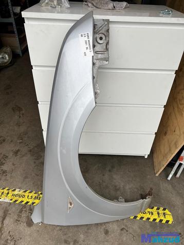 FORD MONDEO 3 zilver 60 6O rechts voorscherm zijscherm 2000- beschikbaar voor biedingen