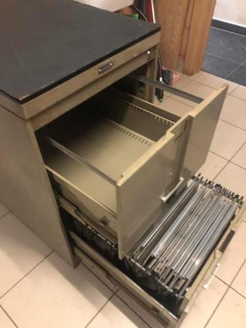 Mewaf - dossierkast met 2 laden + hangmapjes beschikbaar voor biedingen
