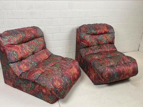 2 Kleurrijke Modulaire Zetels Sofa Flora Bloemen Patroon, Huis en Inrichting, Zetels | Zetels, Stof, Ophalen