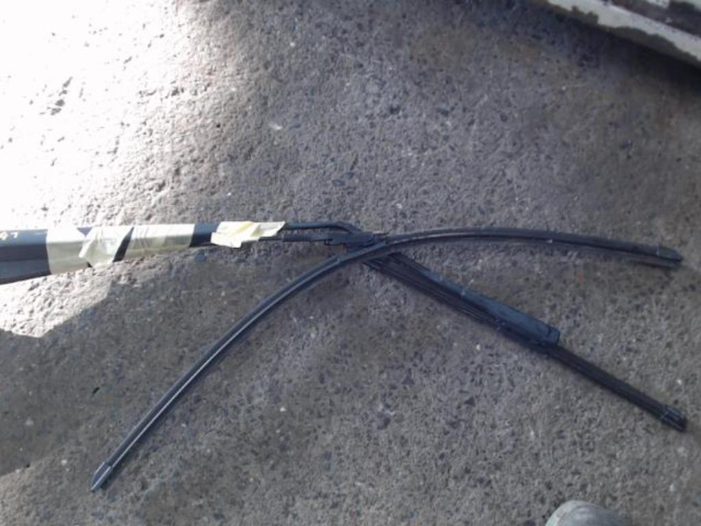 Bras d'essuie glace avant Ford Transit courrier 2014-2018, Enlèvement, Utilisé, Ford