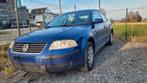vw passat 1.6i AIRCO TREKHAAK 2002, Voorwielaandrijving, Stof, Bedrijf, Grijs