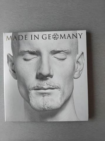 Cd. Rammstein.  Made in Germany.  Best of 1995-2011 beschikbaar voor biedingen