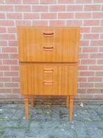 Vintage ladenkast jaren 70, Ophalen of Verzenden, Zo goed als nieuw, Teakhout