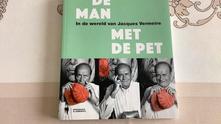 Jacques Vermeire - De man met de pet, Boeken, Overige Boeken, Zo goed als nieuw, Ophalen of Verzenden