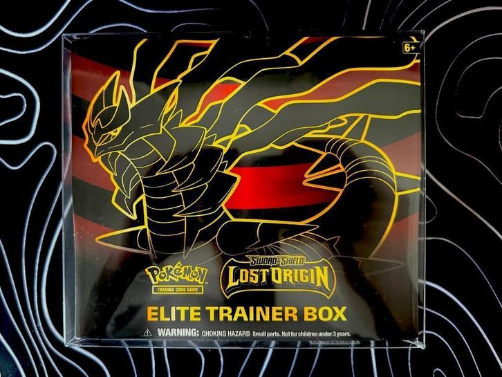 Lost Origins Elite Trainer Box + bescherming, Hobby en Vrije tijd, Verzamelkaartspellen | Pokémon, Nieuw, Boosterbox, Foil, Ophalen of Verzenden